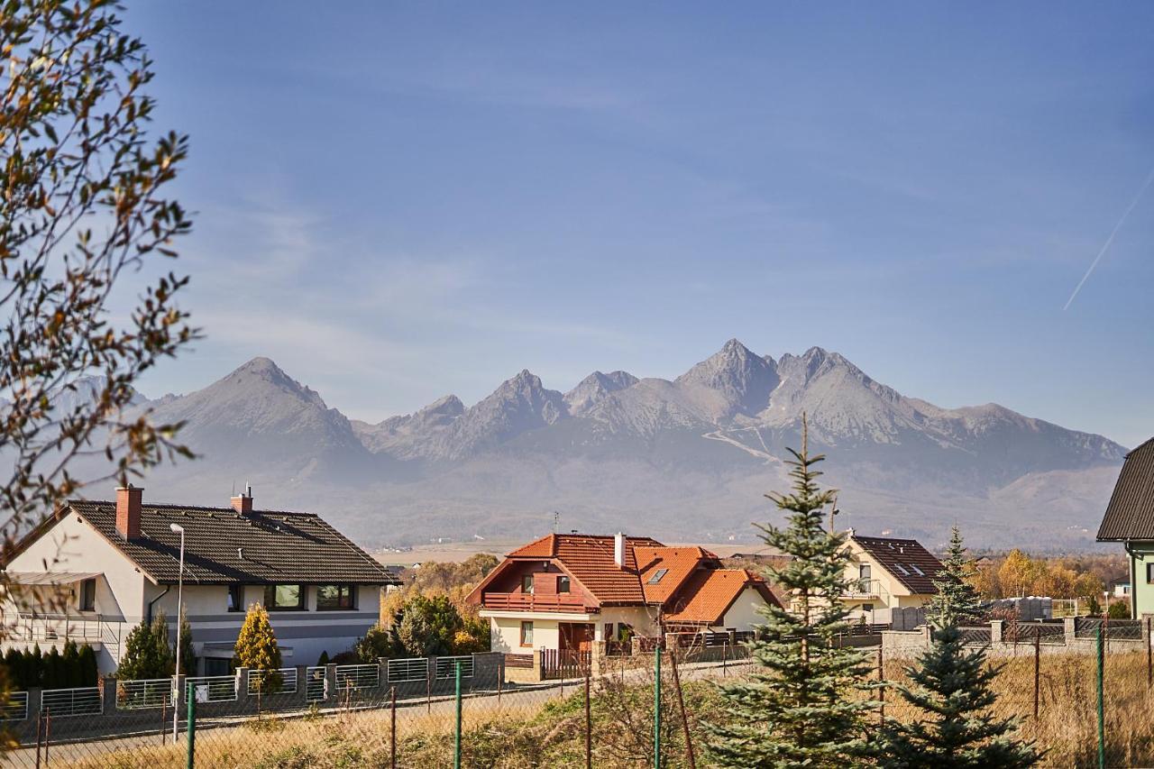 Ella Apartment Велка Ломница Екстериор снимка