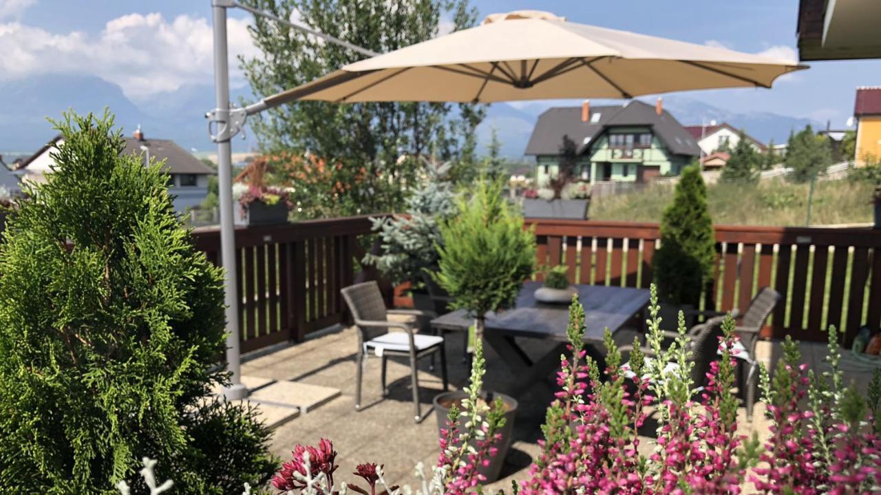 Ella Apartment Велка Ломница Екстериор снимка