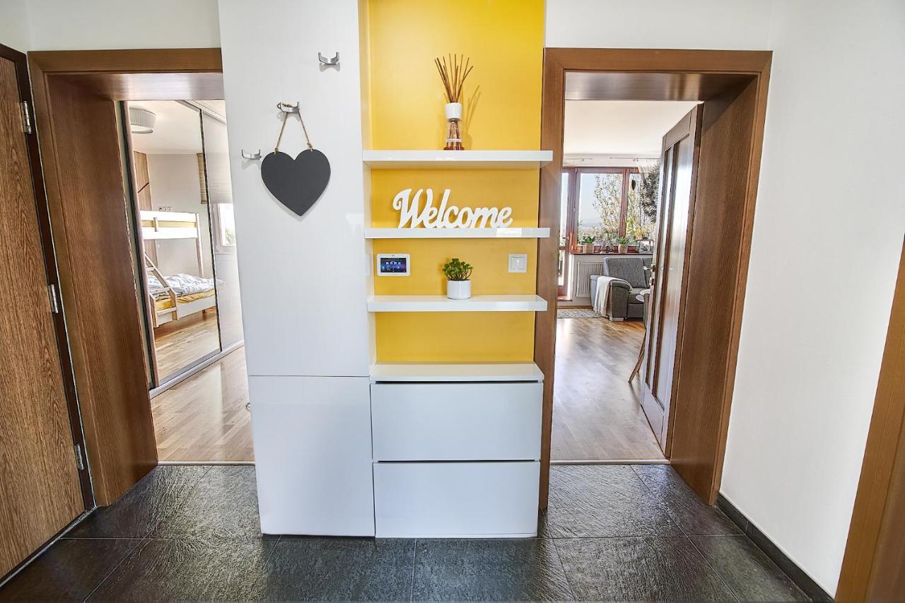 Ella Apartment Велка Ломница Екстериор снимка